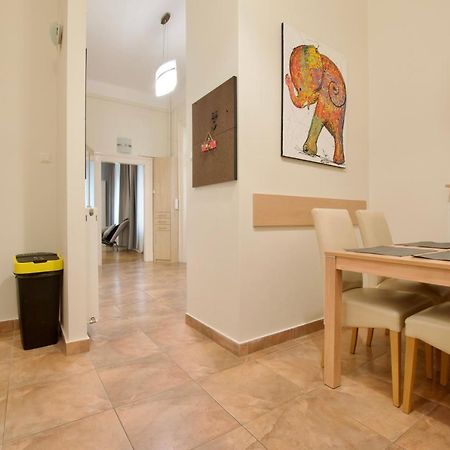 Standard Apartment By Hi5 - St. King Street 16. Budapest Kültér fotó