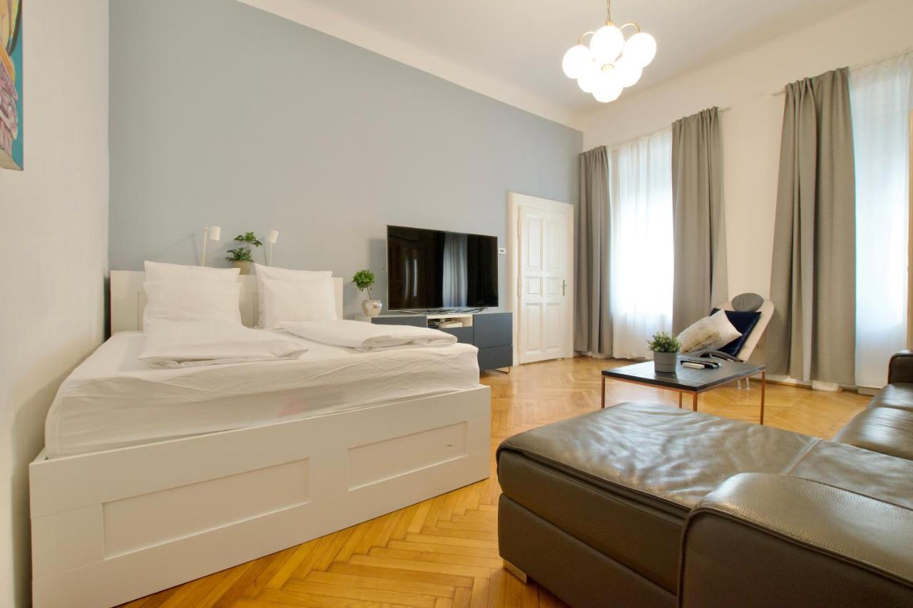 Standard Apartment By Hi5 - St. King Street 16. Budapest Kültér fotó